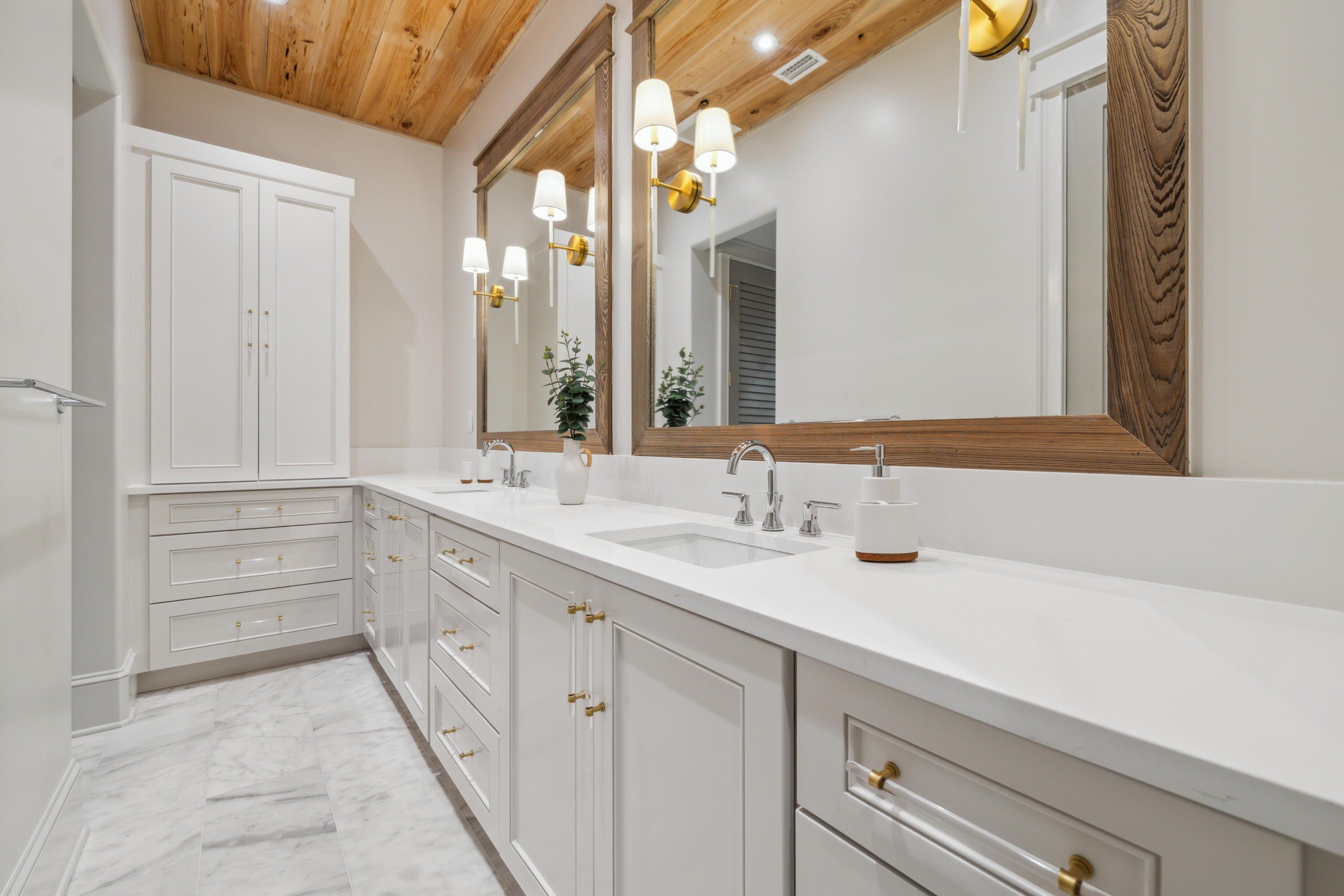 31 Seawalk Circle. Santa Rosa Beach, FL 32459