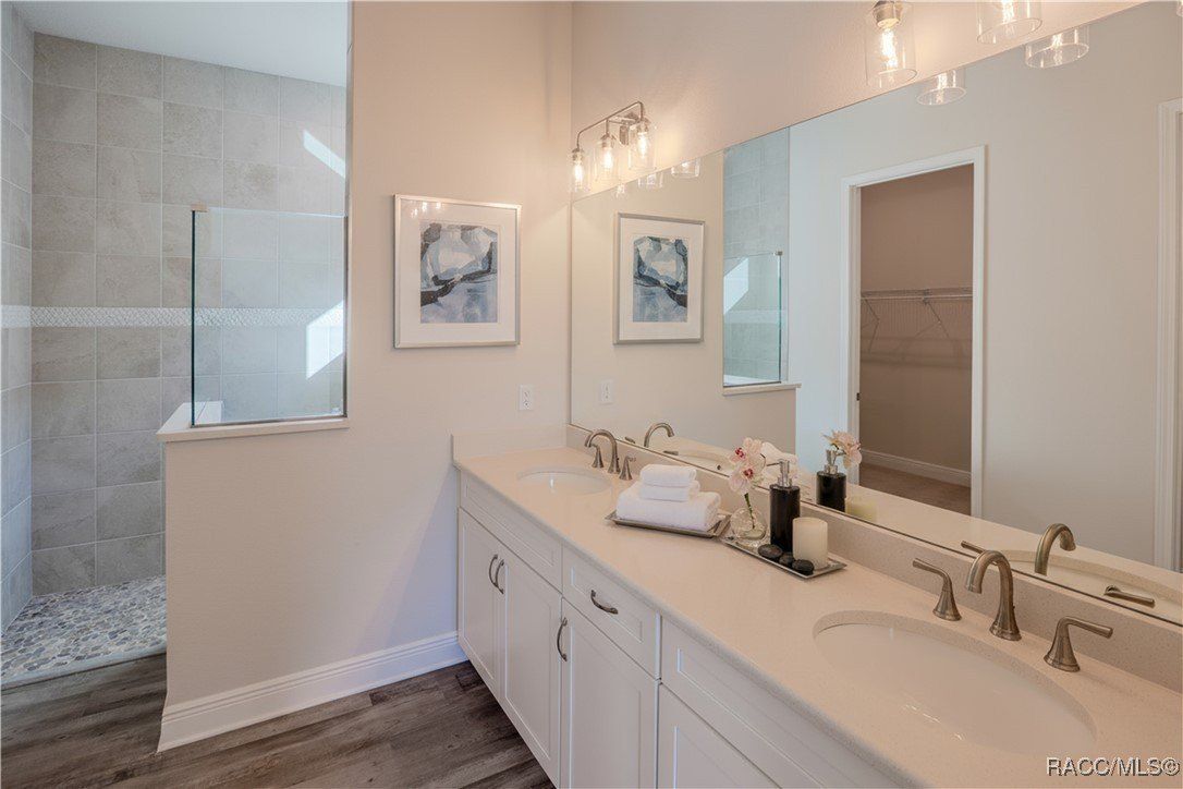 2661 N Ezra Terrace. Lecanto, FL 34461