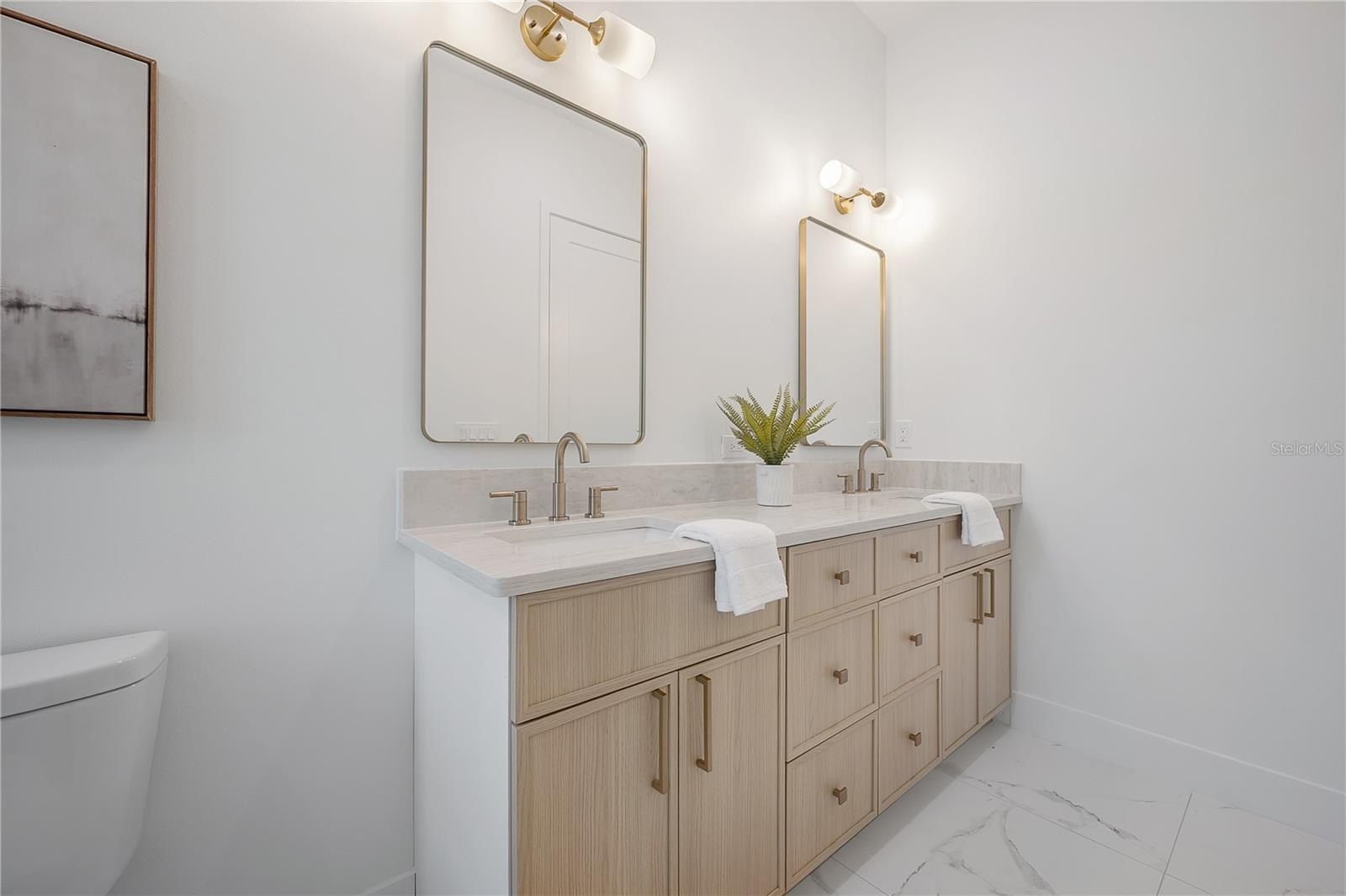 1405 E Louisiana Avenue. Tampa, FL 33603