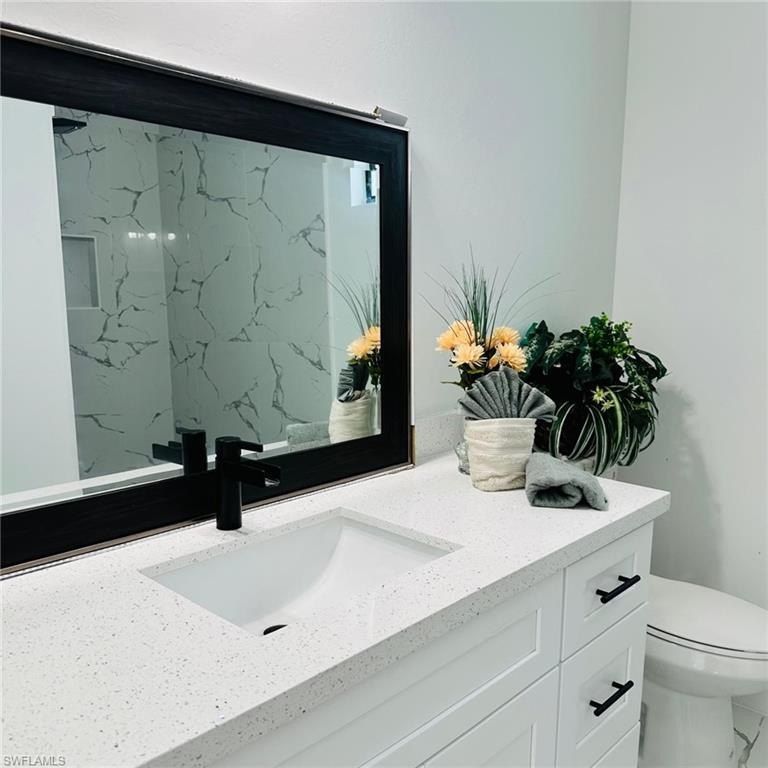 828 Portland. Lehigh Acres, FL 33974