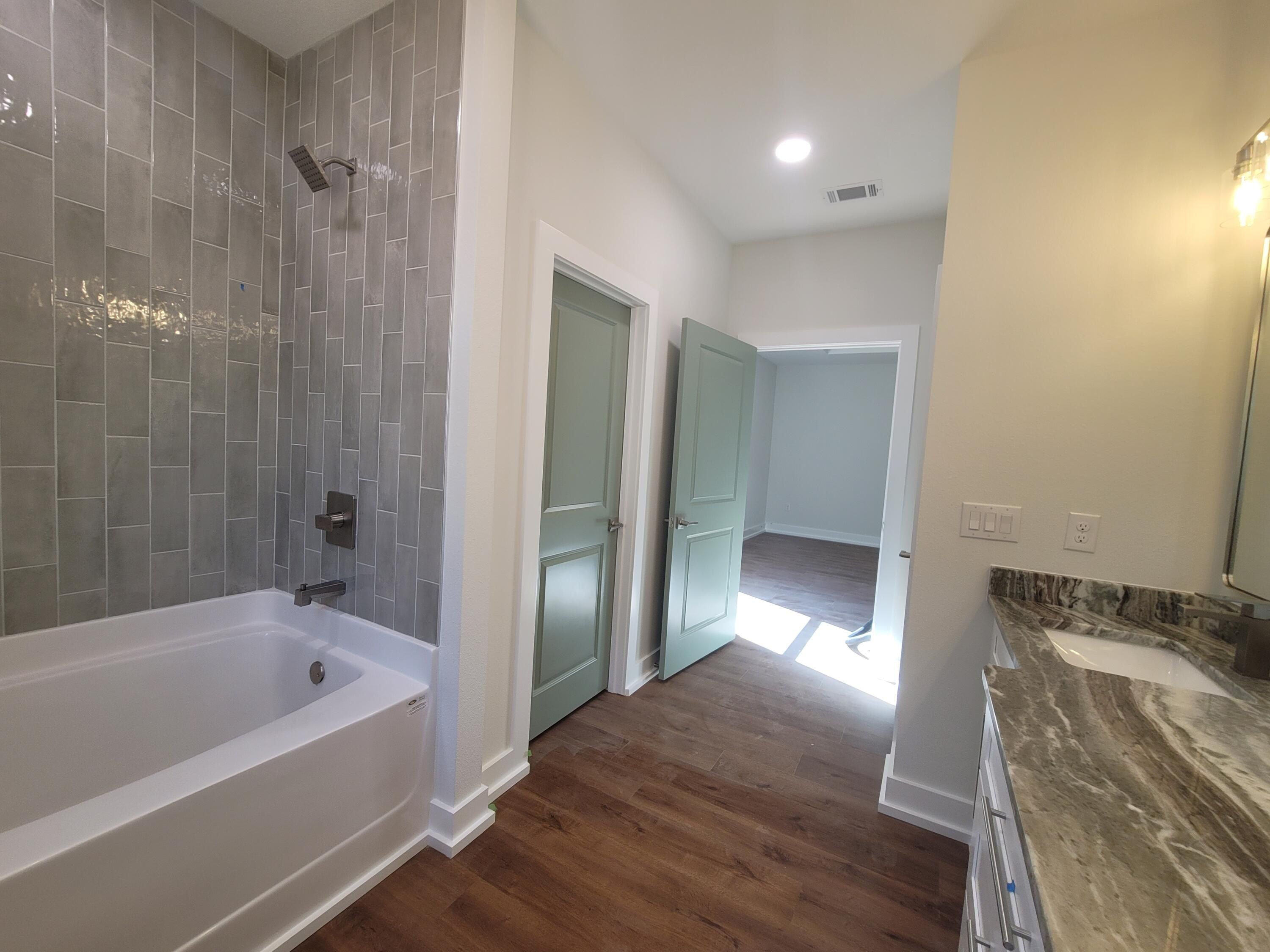 8401 Segura Street. Navarre, FL 32566