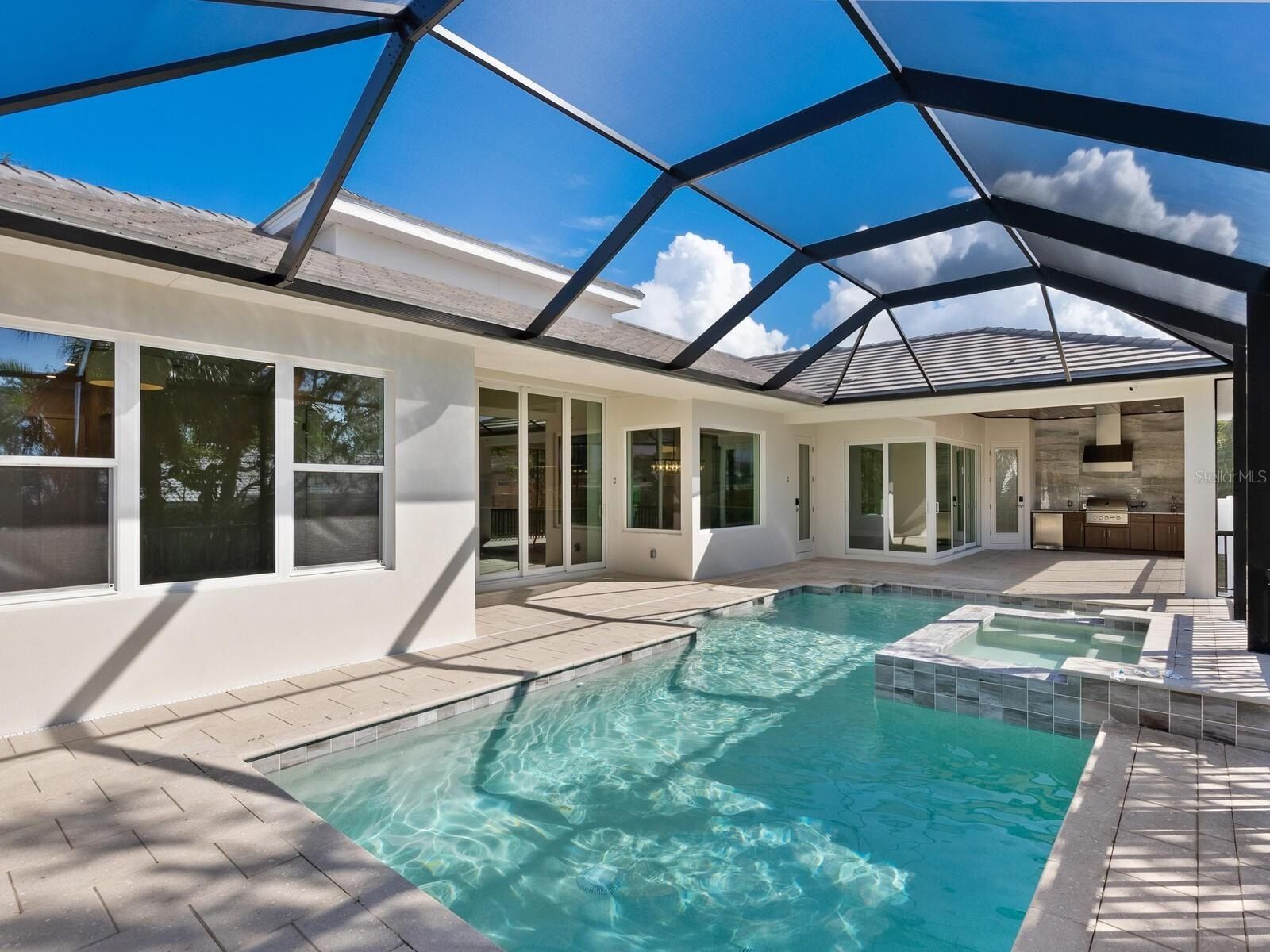 482 E Royal Flamingo Drive. Sarasota, FL 34236