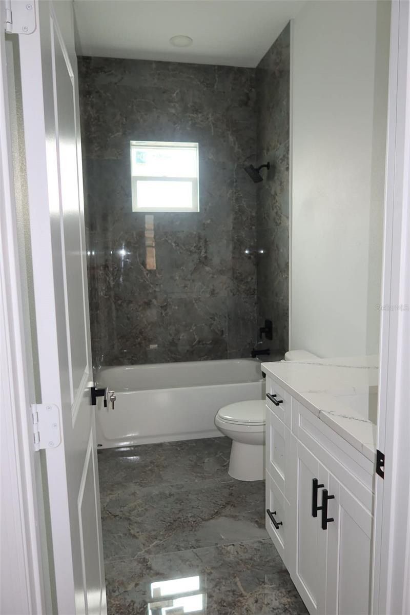 611 Elm Street. Safety Harbor, FL 34695