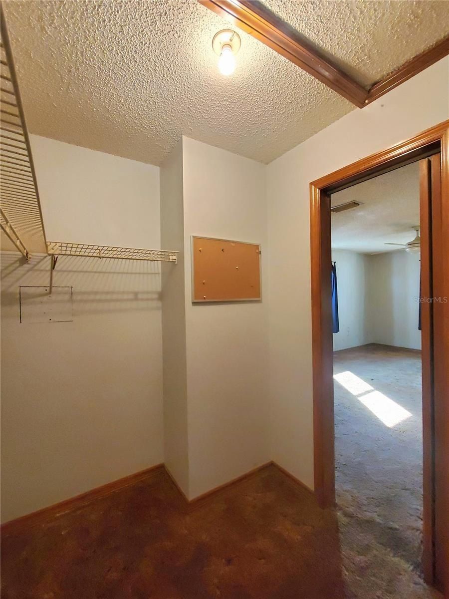 12520 Se 54Th Avenue. Belleview, FL 34420