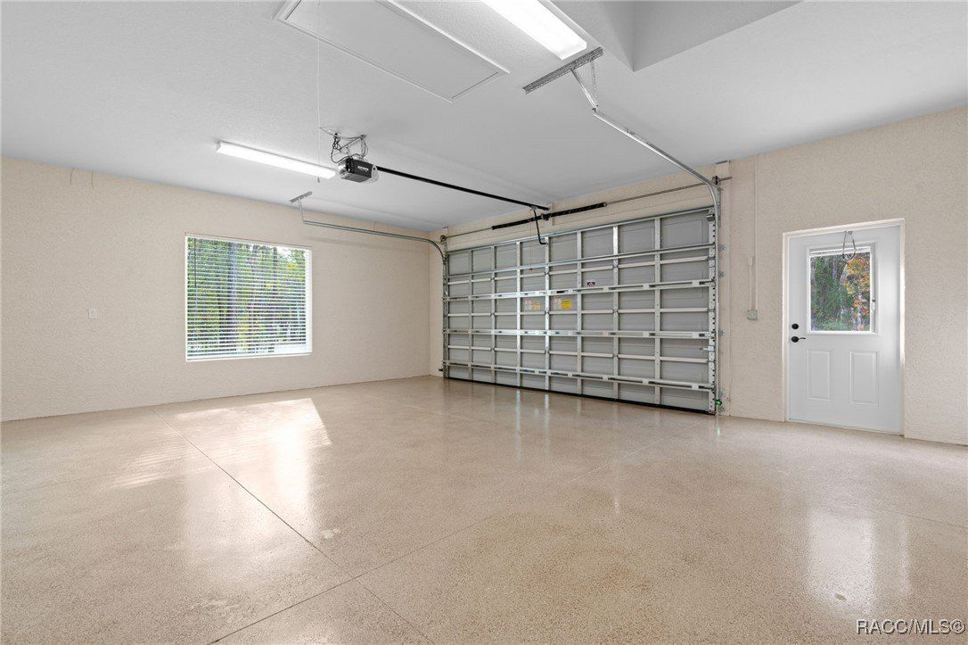 4931 N Mulberry Loop. Beverly Hills, FL 34465