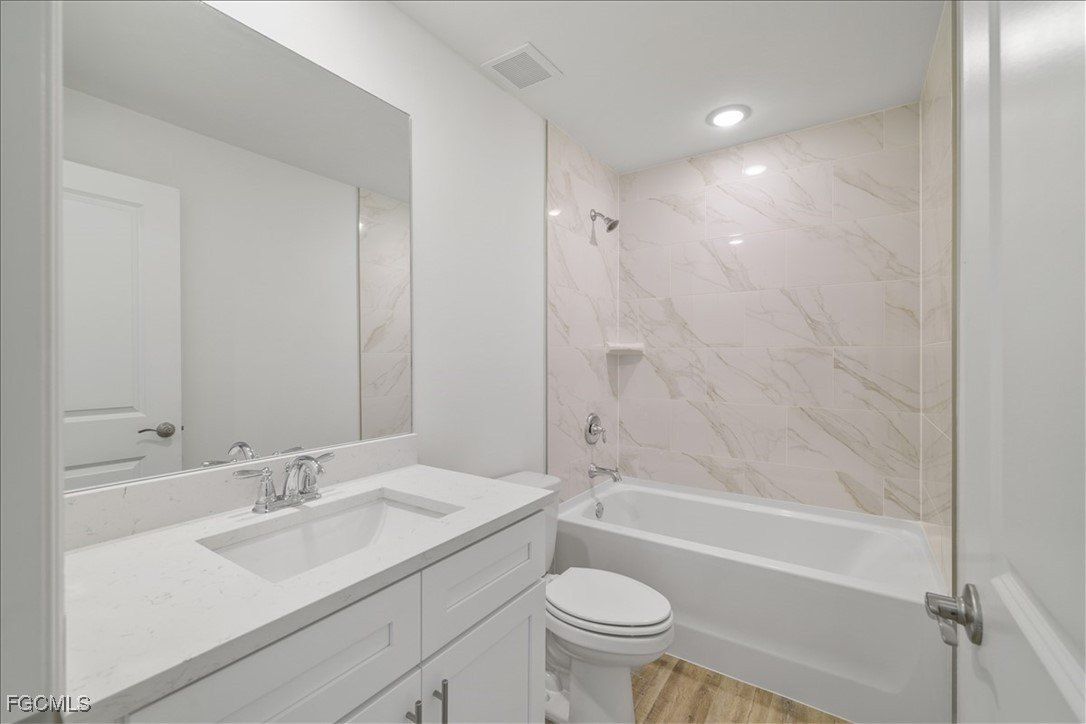 3324 Sw 11Th Avenue. Cape Coral, FL 33914