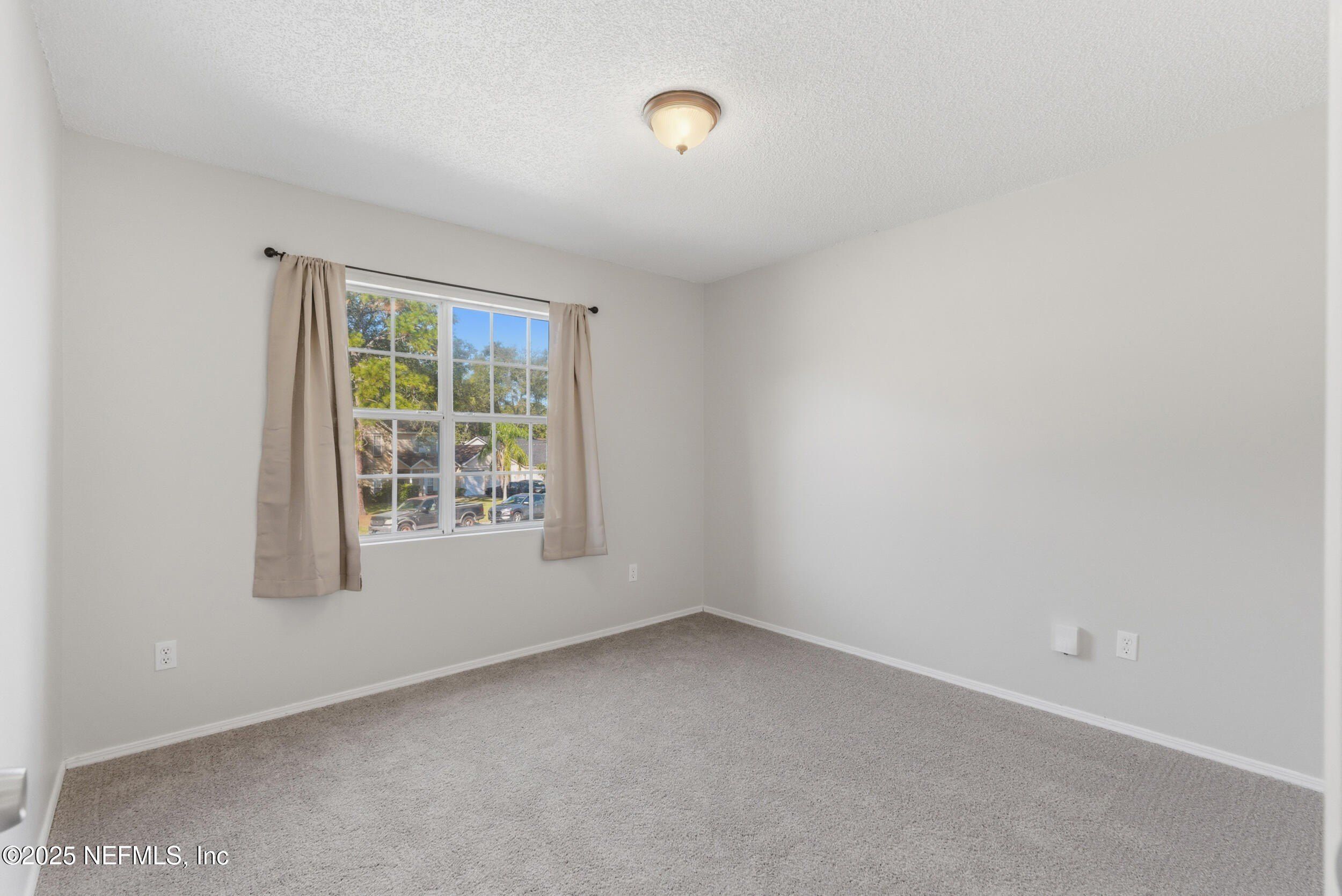 541 Serenade Circle E. Jacksonville, FL 32225