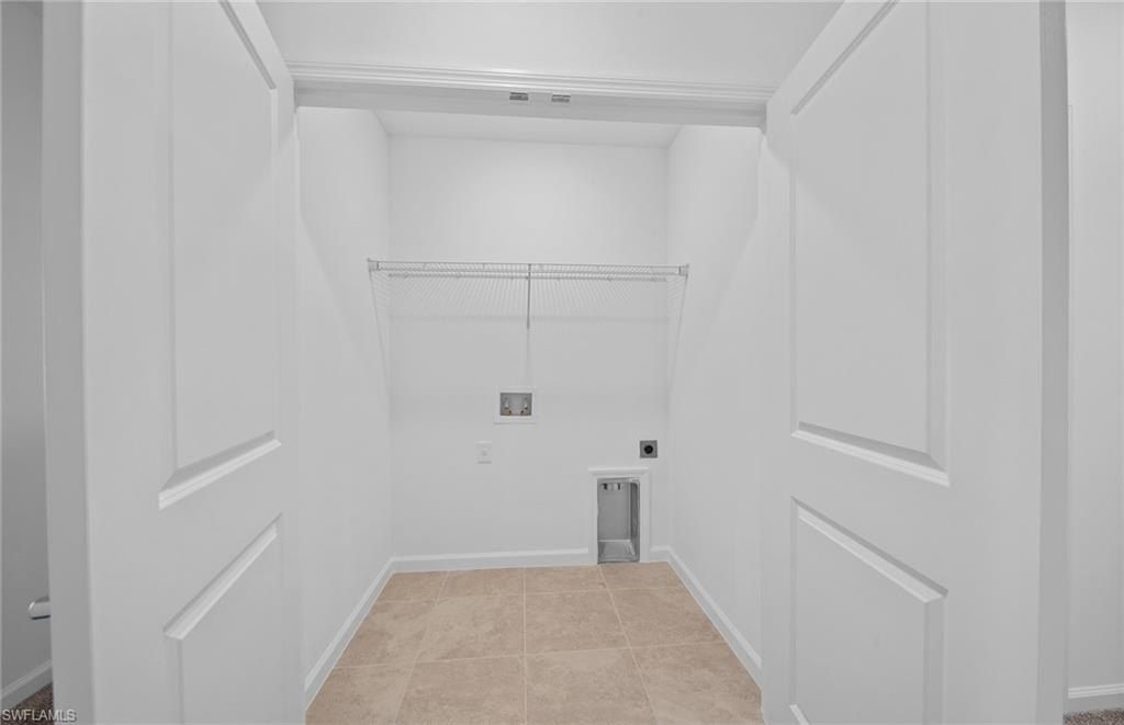 1648 Lake Jessup. Cape Coral, FL 33909