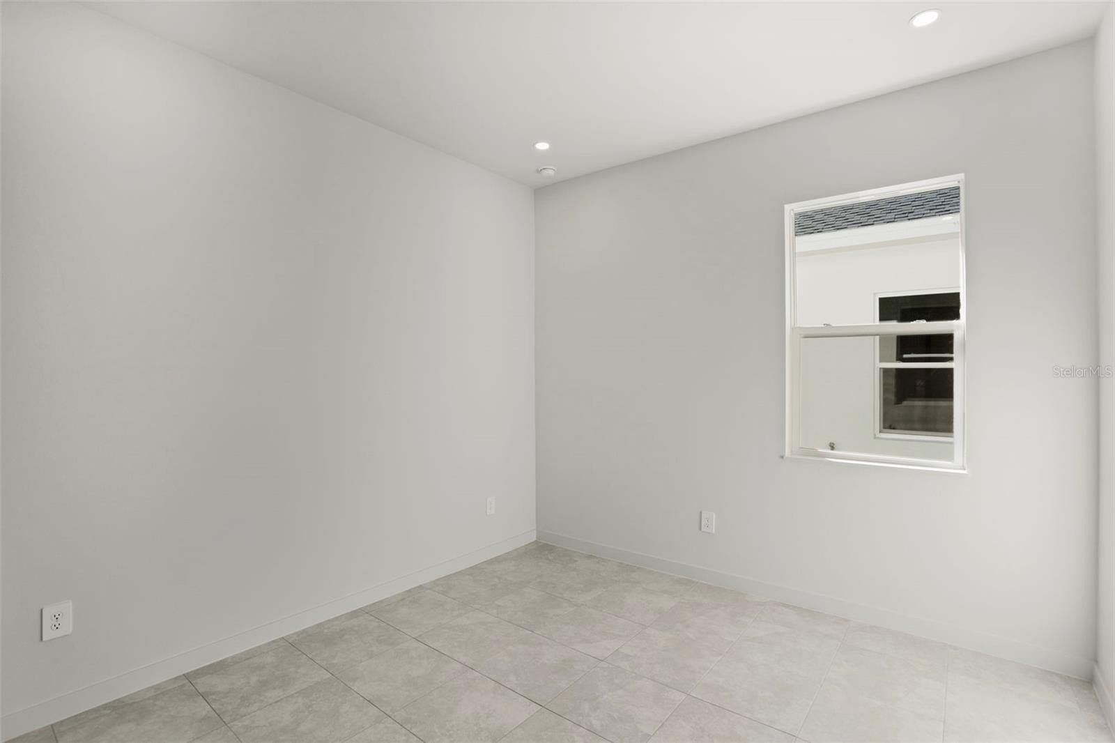 438 Skyfield Court. Lady Lake, FL 32159