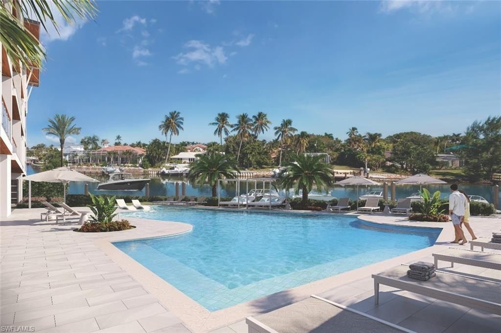 2020 Gulf Shore. Naples, FL 34102