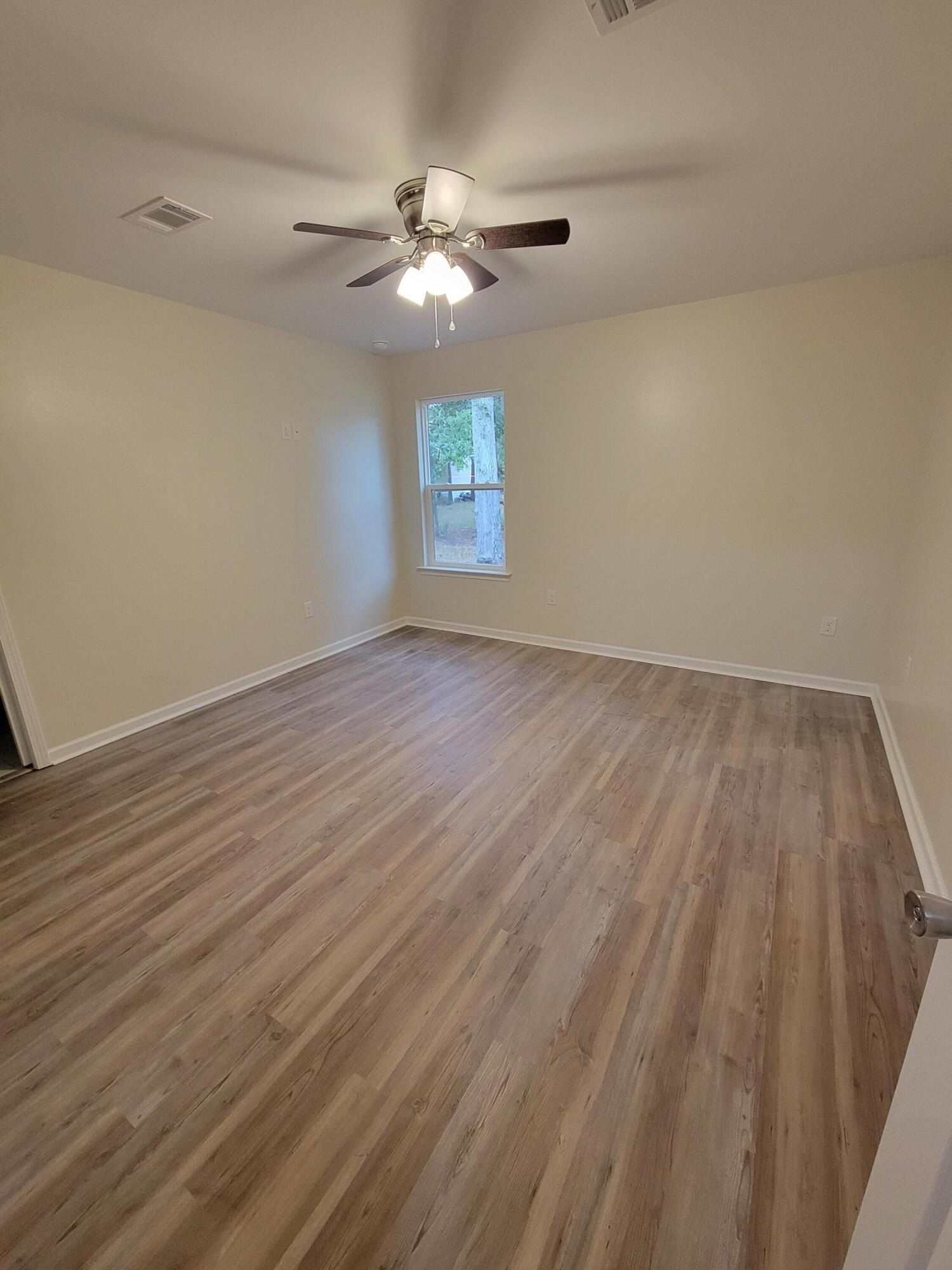 47 Cedar Hill Court. Defuniak Springs, FL 32433