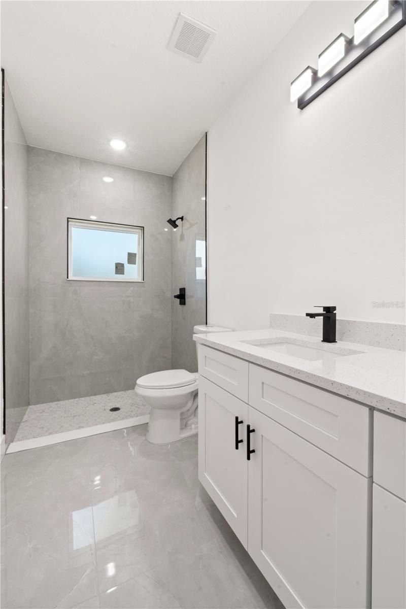 820 E Desoto Street. Clermont, FL 34711