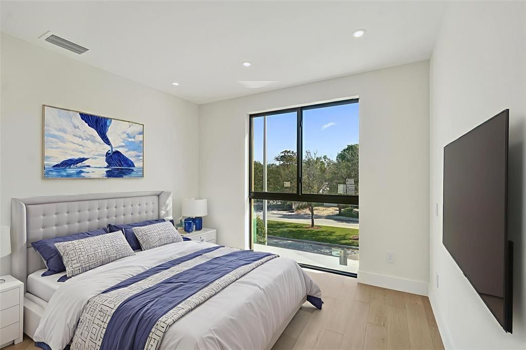 1527 Ne 15Th Ave. Fort Lauderdale, FL 33304