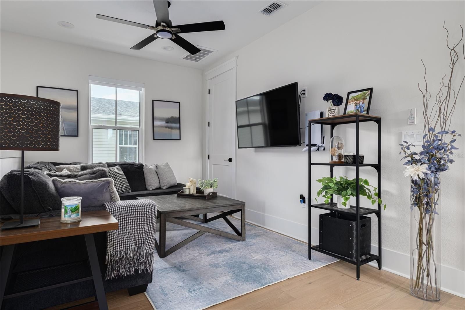 3104 11Th Street N. St Petersburg, FL 33704