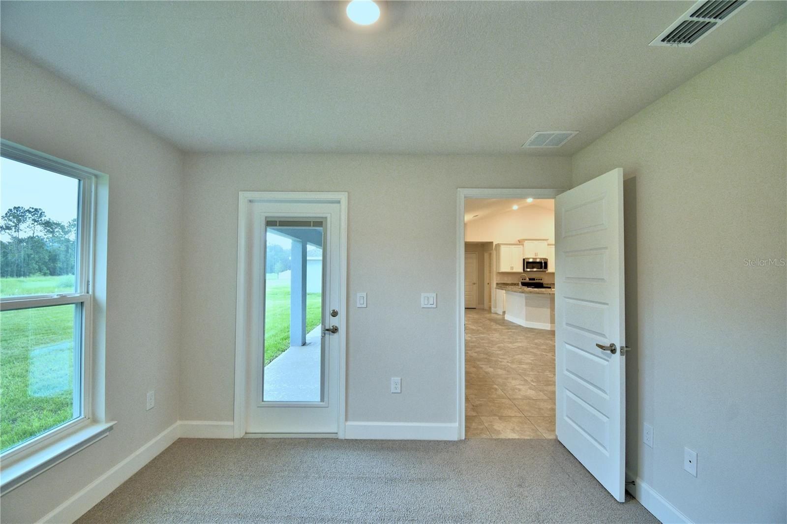 4410 Juneberry Drive. Auburndale, FL 33823