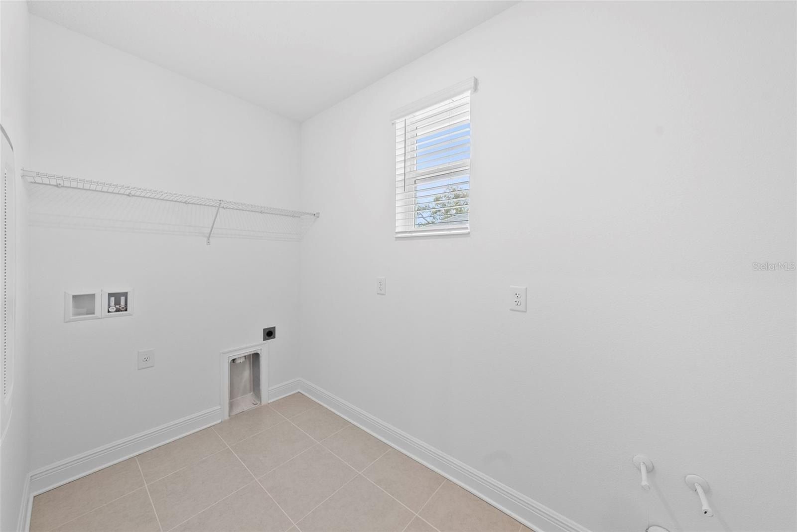 6216 29Th Street N. St Petersburg, FL 33702