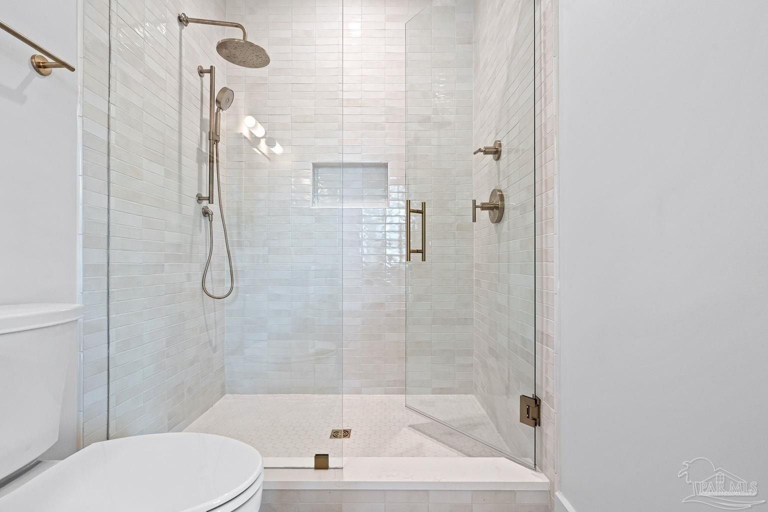 1115 E La Rua St. Pensacola, FL 32501