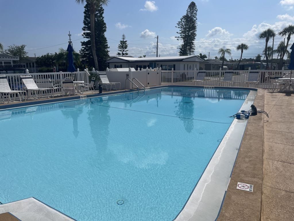 1415 Main Street 22. Dunedin, FL 34698