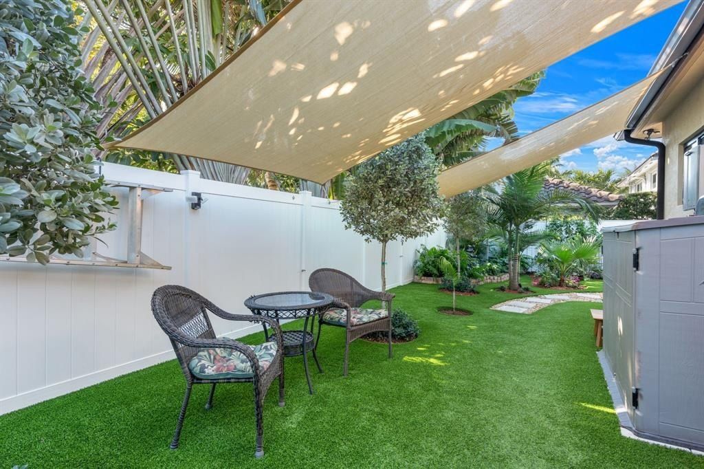 2500 Ne 14Th St. Fort Lauderdale, FL 33304