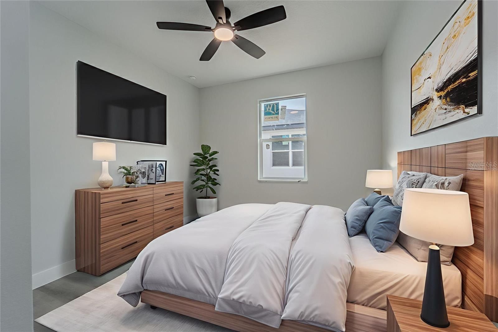 53 W 10Th Street. Apopka, FL 32703