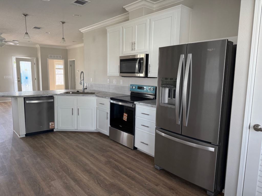 492 Driftwood Drive. Ellenton, FL 34222