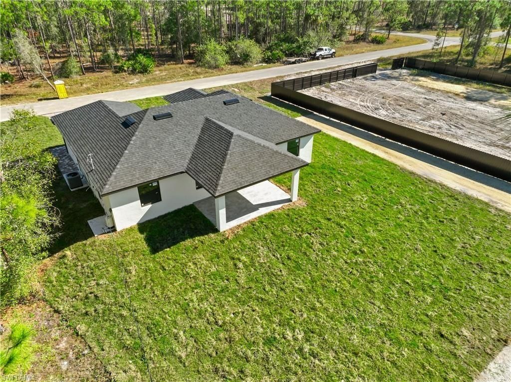 1405 Glenn. Lehigh Acres, FL 33972