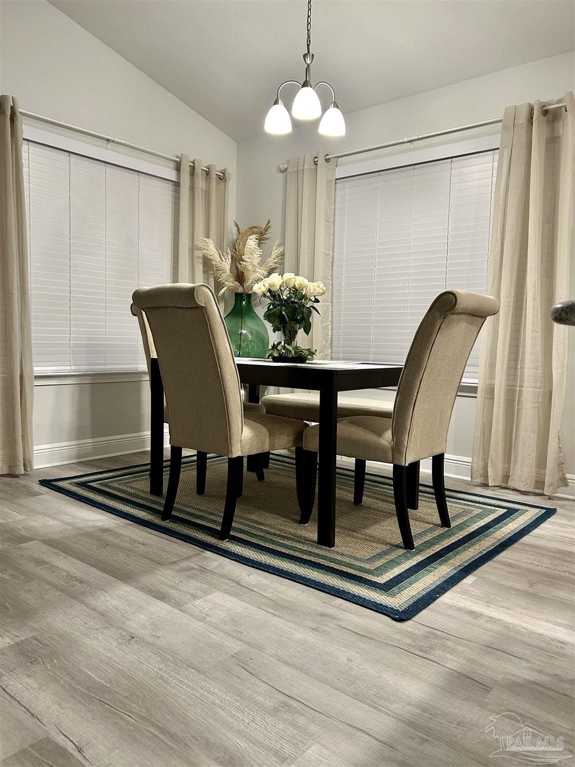 1490 Lansing Dr. Pensacola, FL 32504