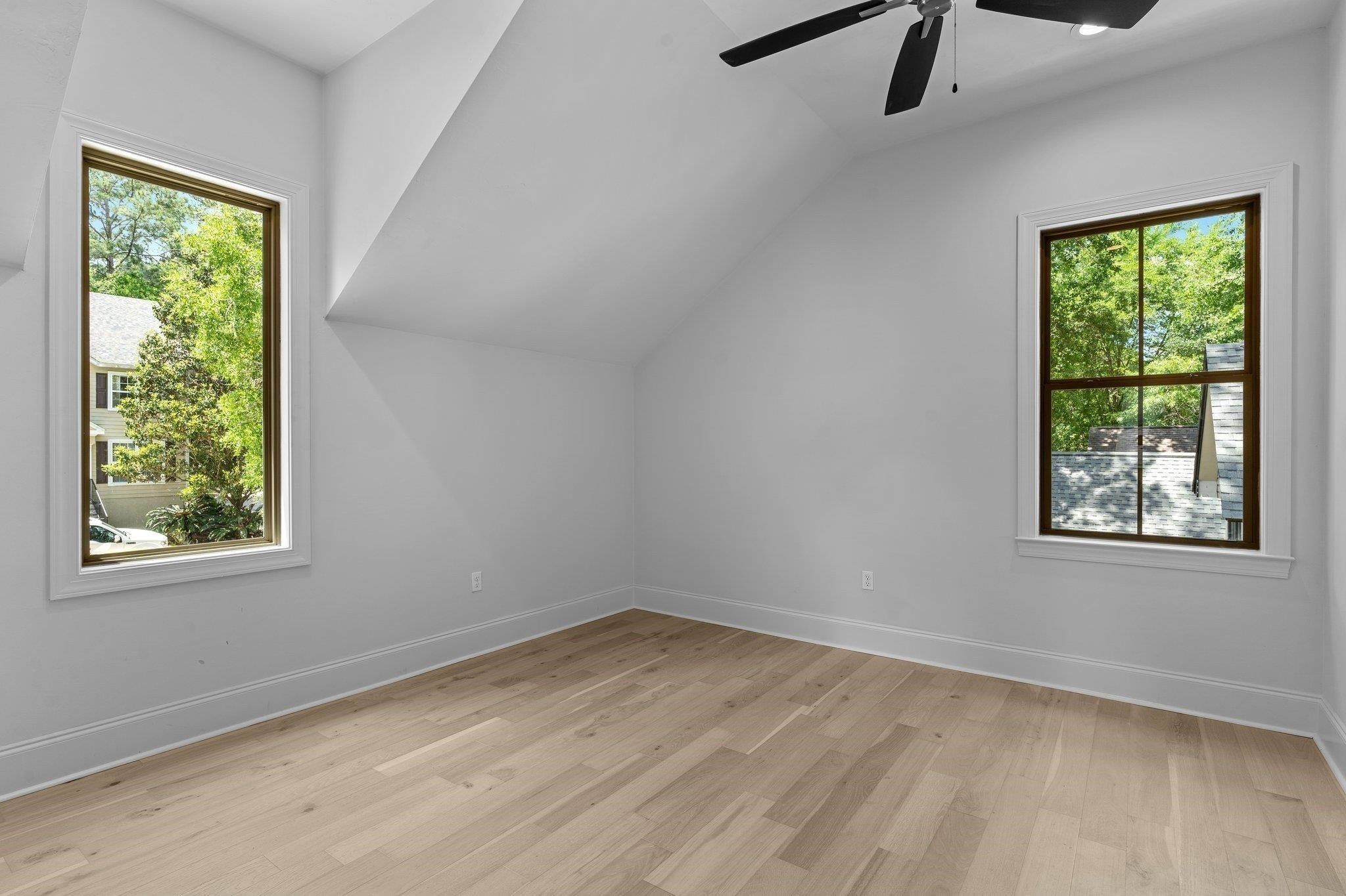 2013 Forest Glen Court. Tallahassee, FL 32303