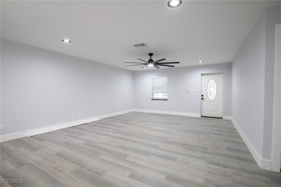 332 W Ventura Avenue. Clewiston, FL 33440