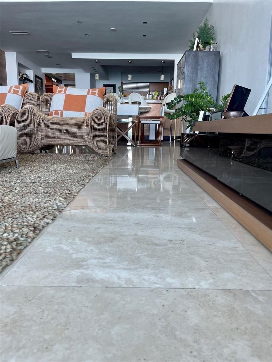 1331 Brickell Bay Dr. Miami, FL 33131