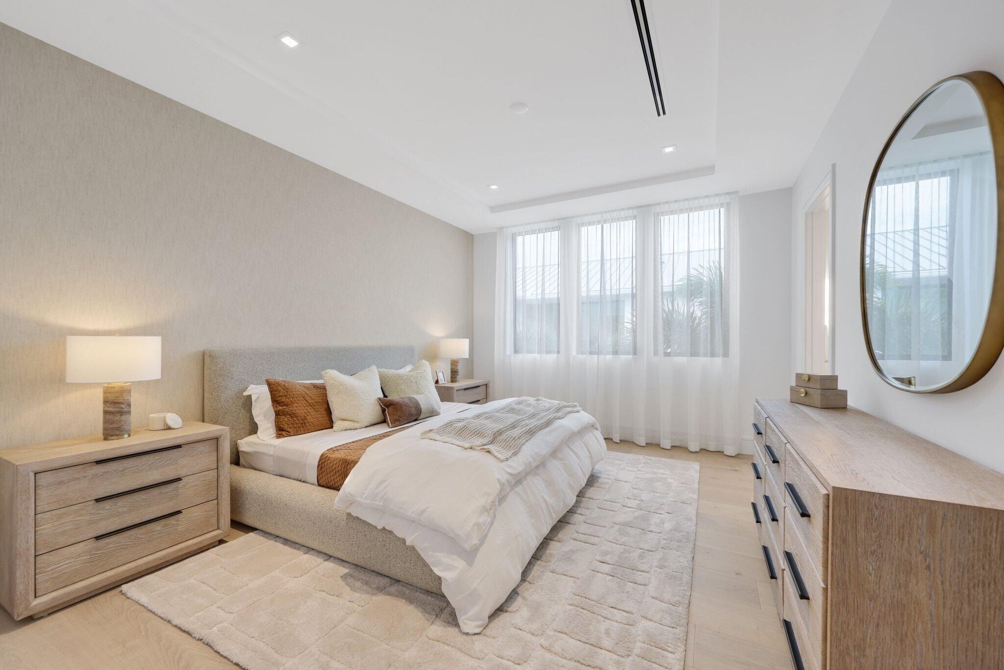 340 Grove Place. Delray Beach, FL 33444