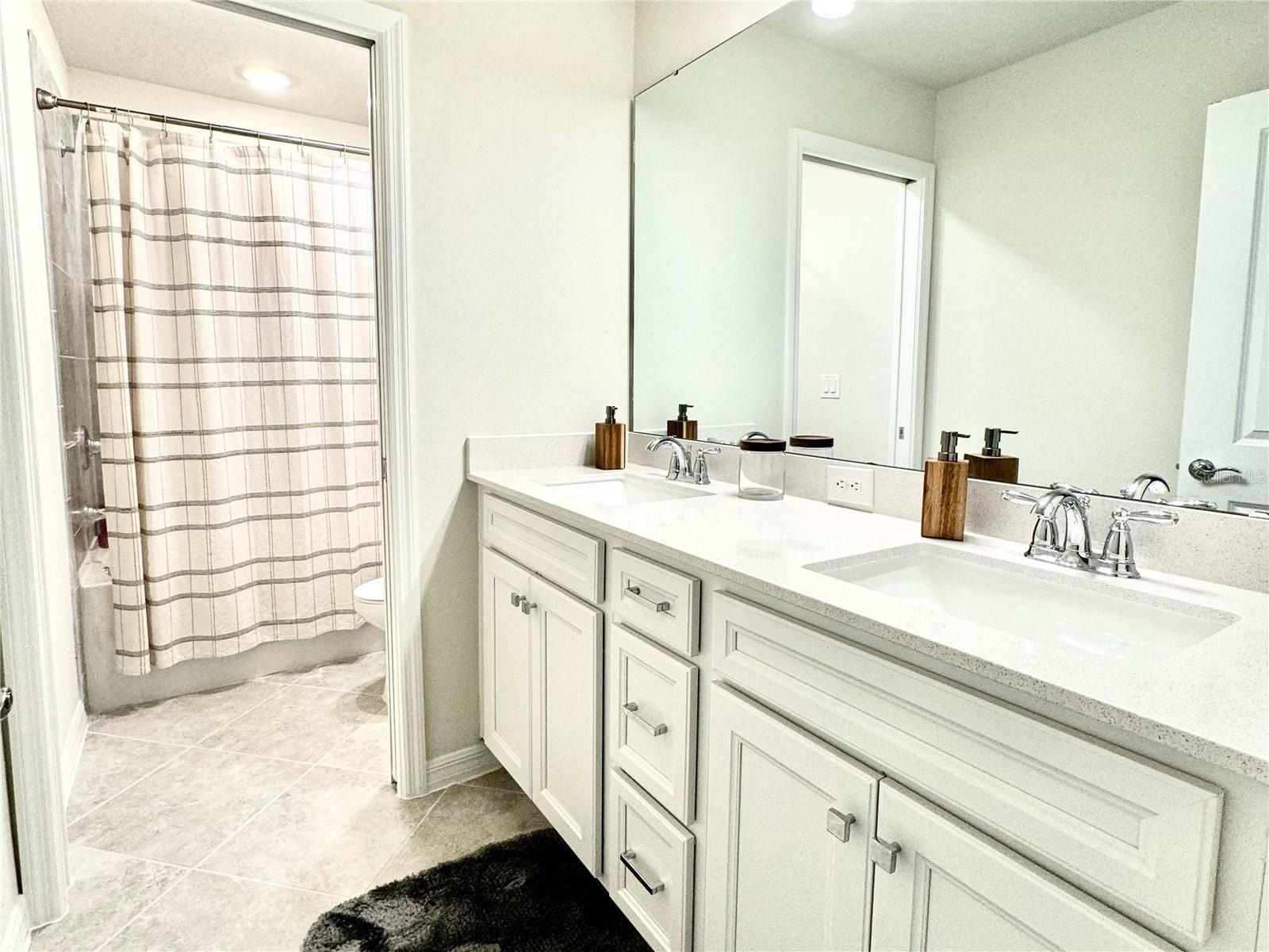 15955 Sandy Cliffs Drive. Clermont, FL 34714