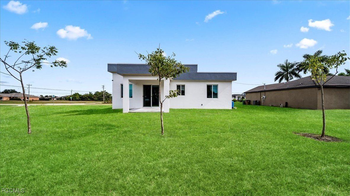 1222 Nelson Road N. Cape Coral, FL 33993