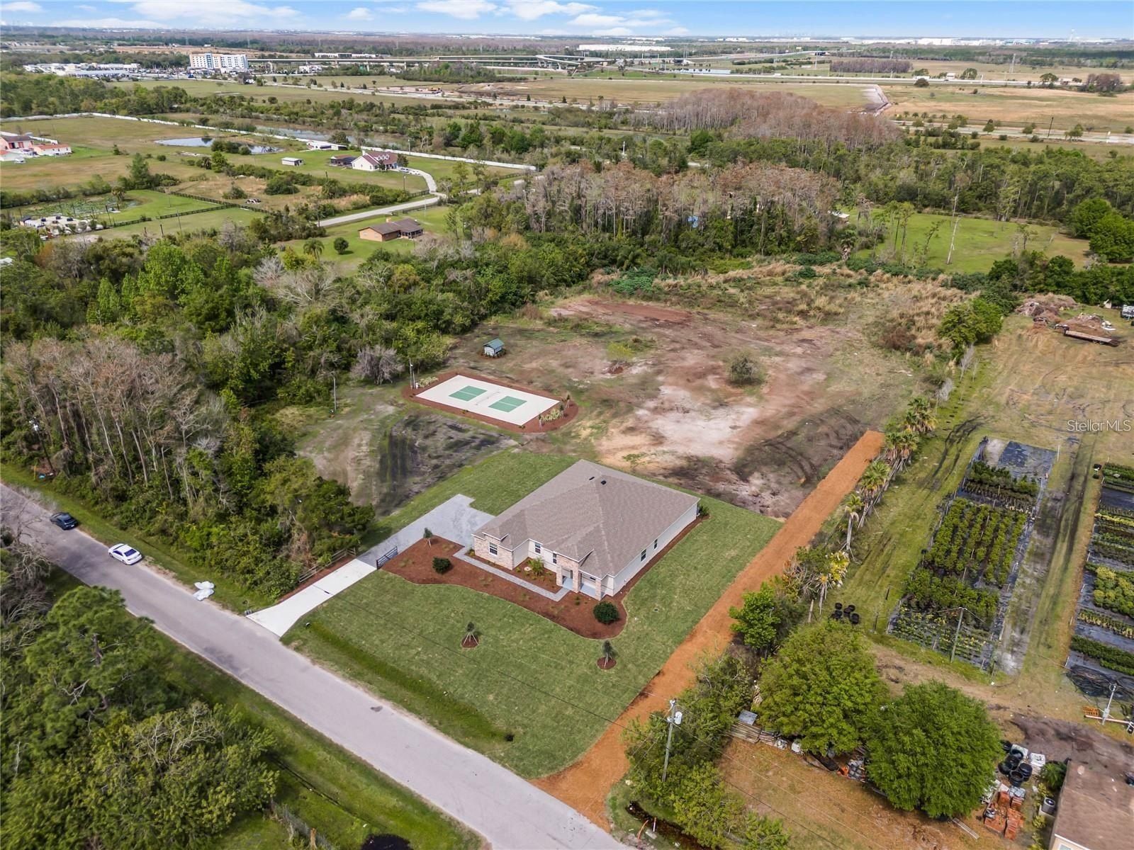 6713 New Hope Road. Orlando, FL 32824