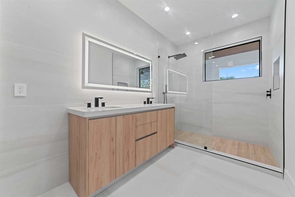 1314 Ne 13Th Ave. Fort Lauderdale, FL 33304