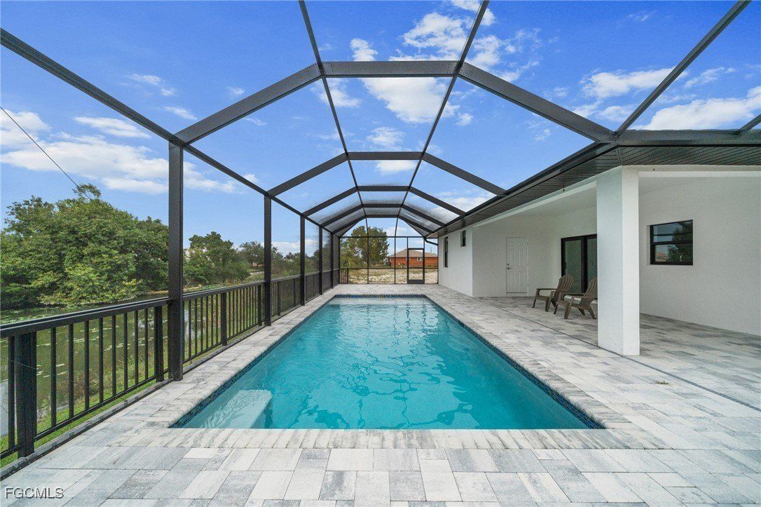 1826 Ne 10Th Place. Cape Coral, FL 33909