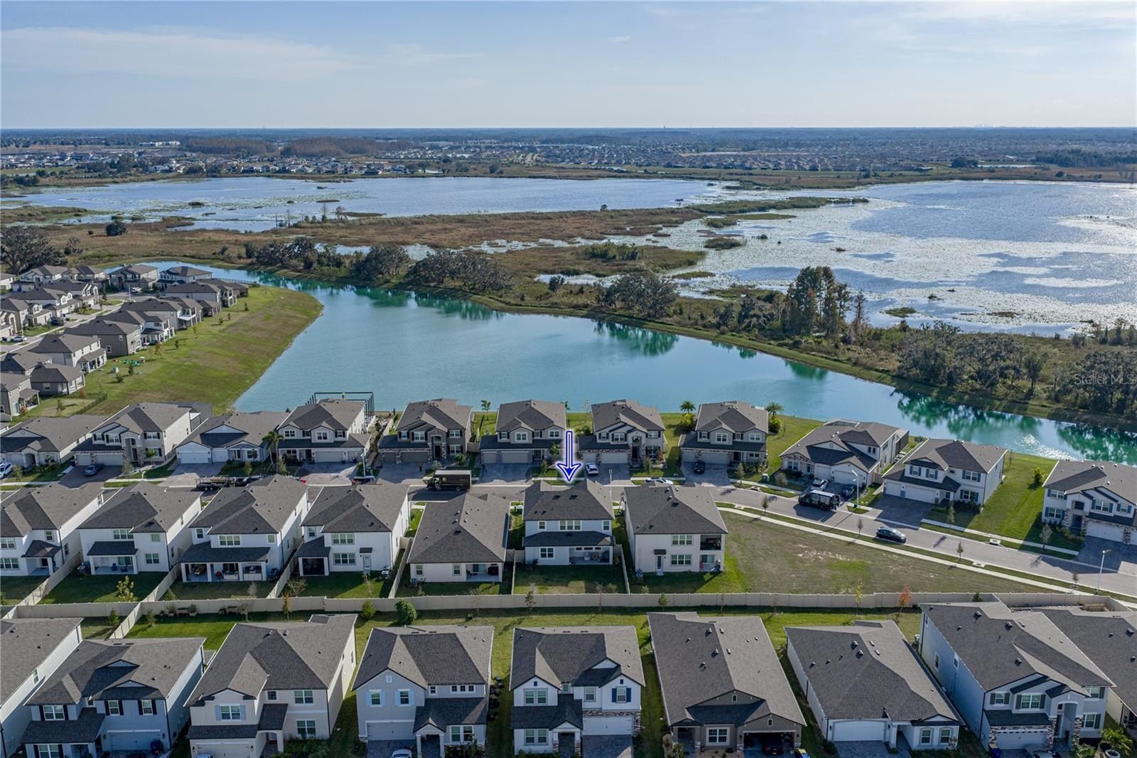 9506 Crescent Ray Drive. Wesley Chapel, FL 33545