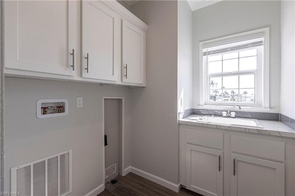 11310 Bougainvillea. Fort Myers Beach, FL 33931