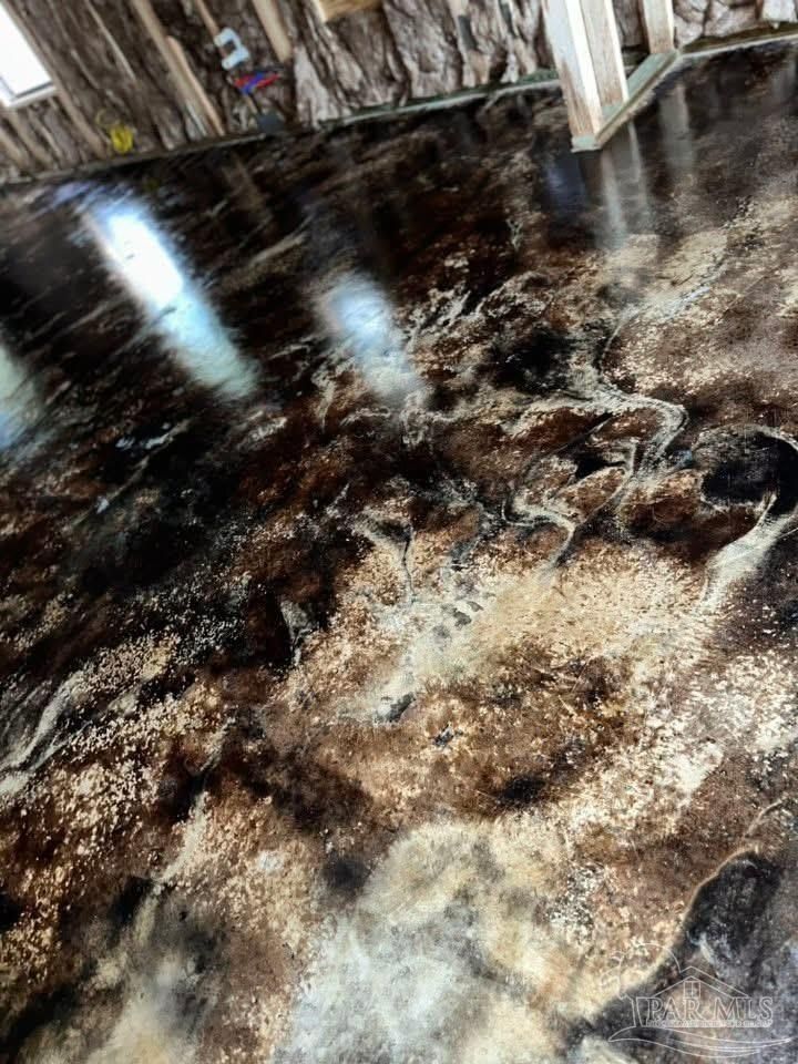 6793 Twister Ln. Milton, FL 32583