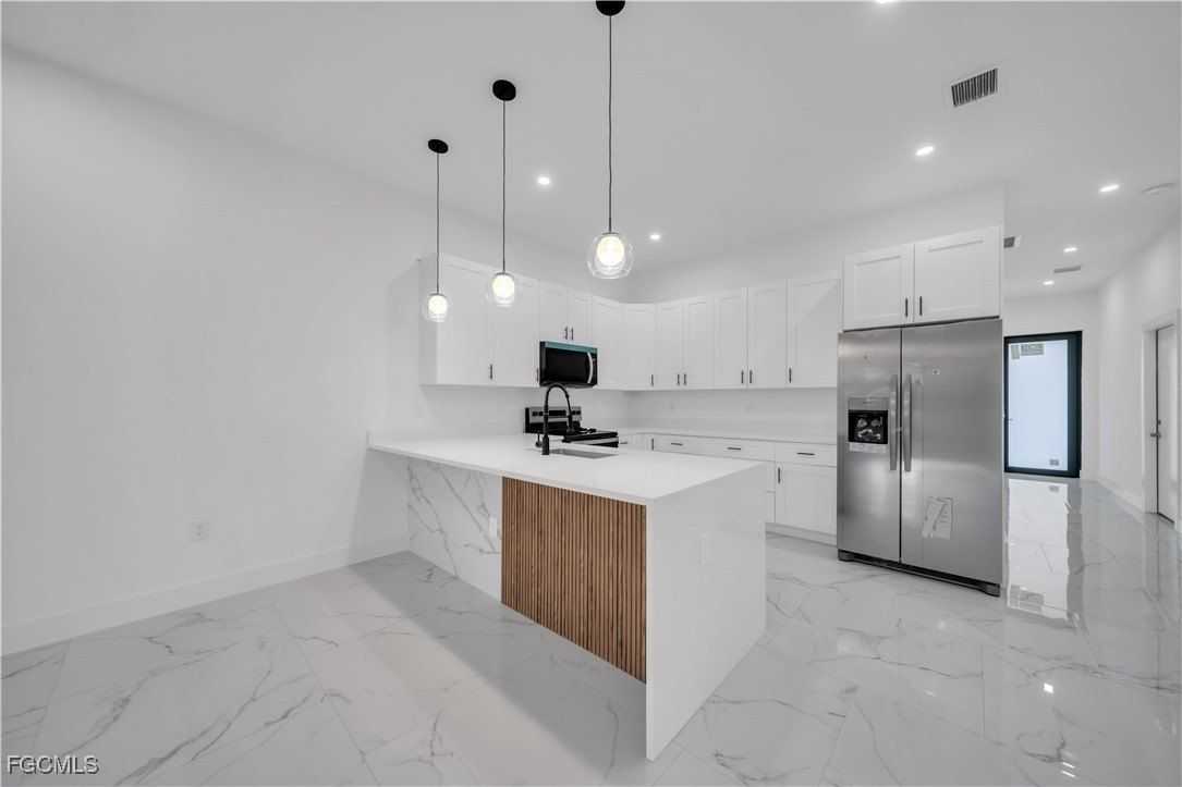 521523 Lillon Avenue S. Lehigh Acres, FL 33974