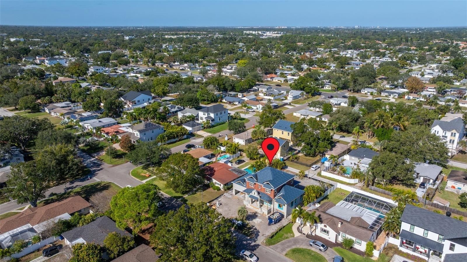 819 38Th Avenue Ne. St Petersburg, FL 33701