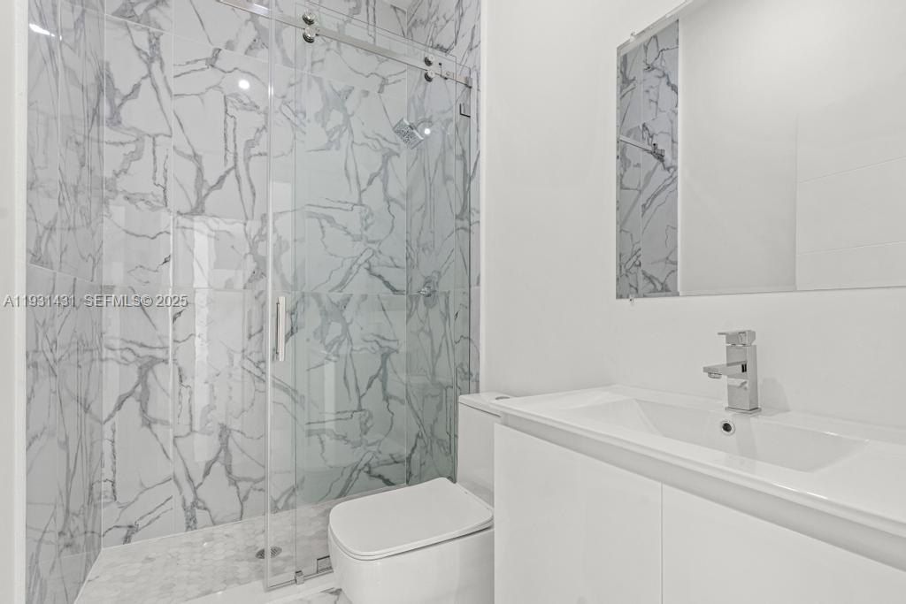 755 Nw 83 St. Miami, FL 33150