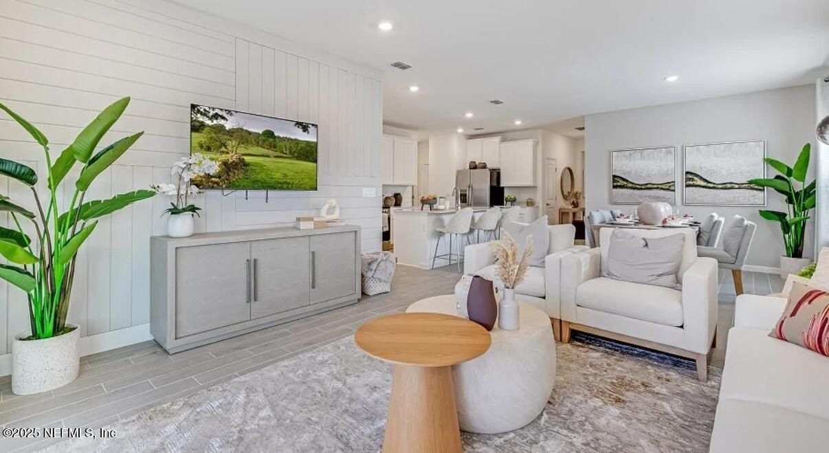 378 Superior Boulevard. Saint Augustine, FL 32092