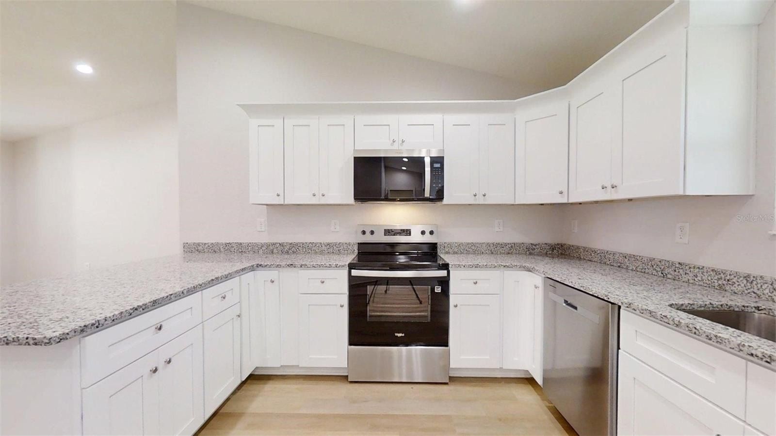 24159 Nw Banyan Lane. Dunnellon, FL 34431