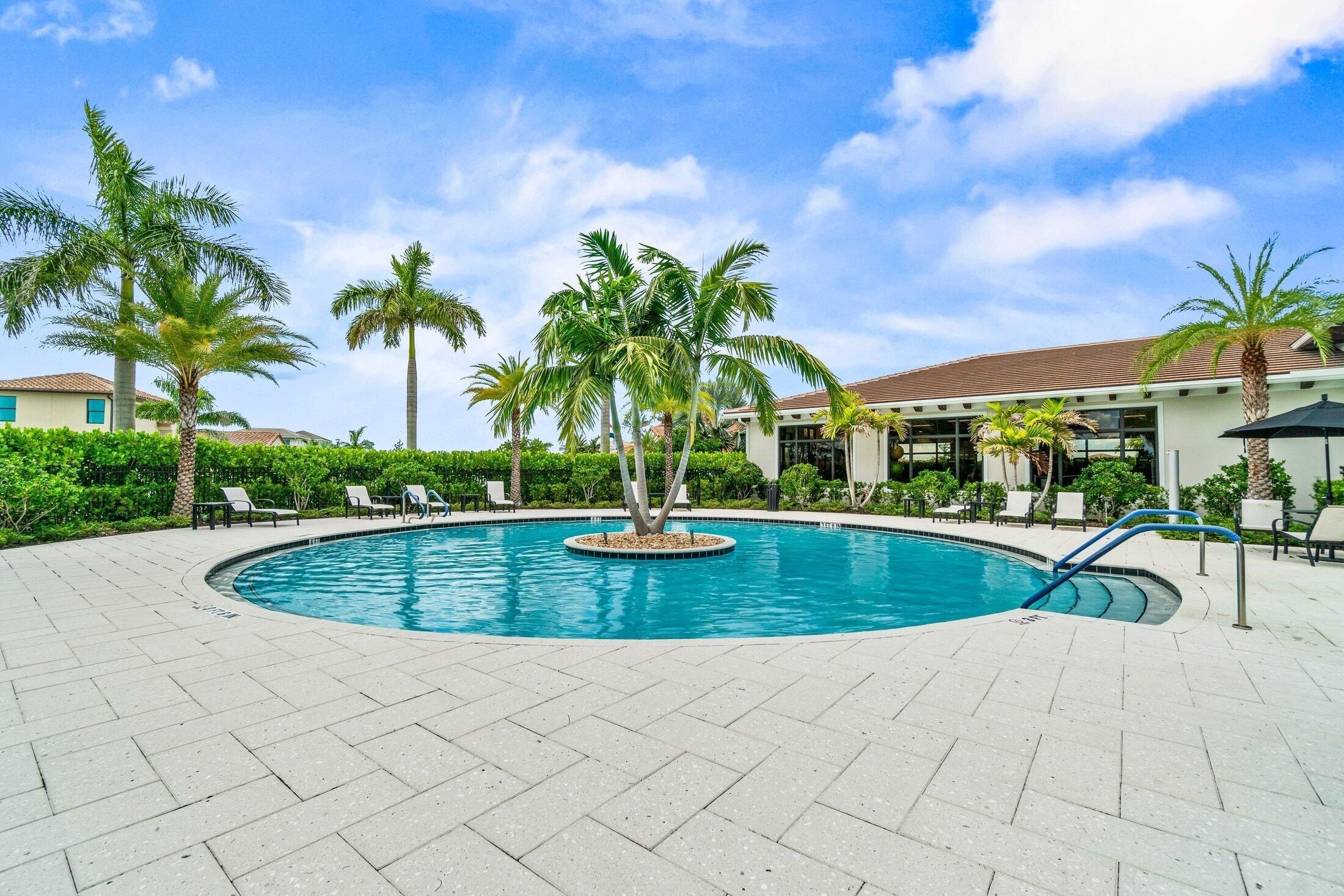 9214 Sw Esule Way. Port Saint Lucie, FL 34987