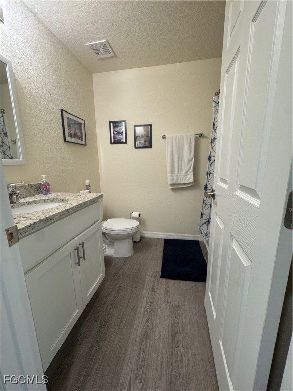 7024 Hero Circle. Labelle, FL 33935