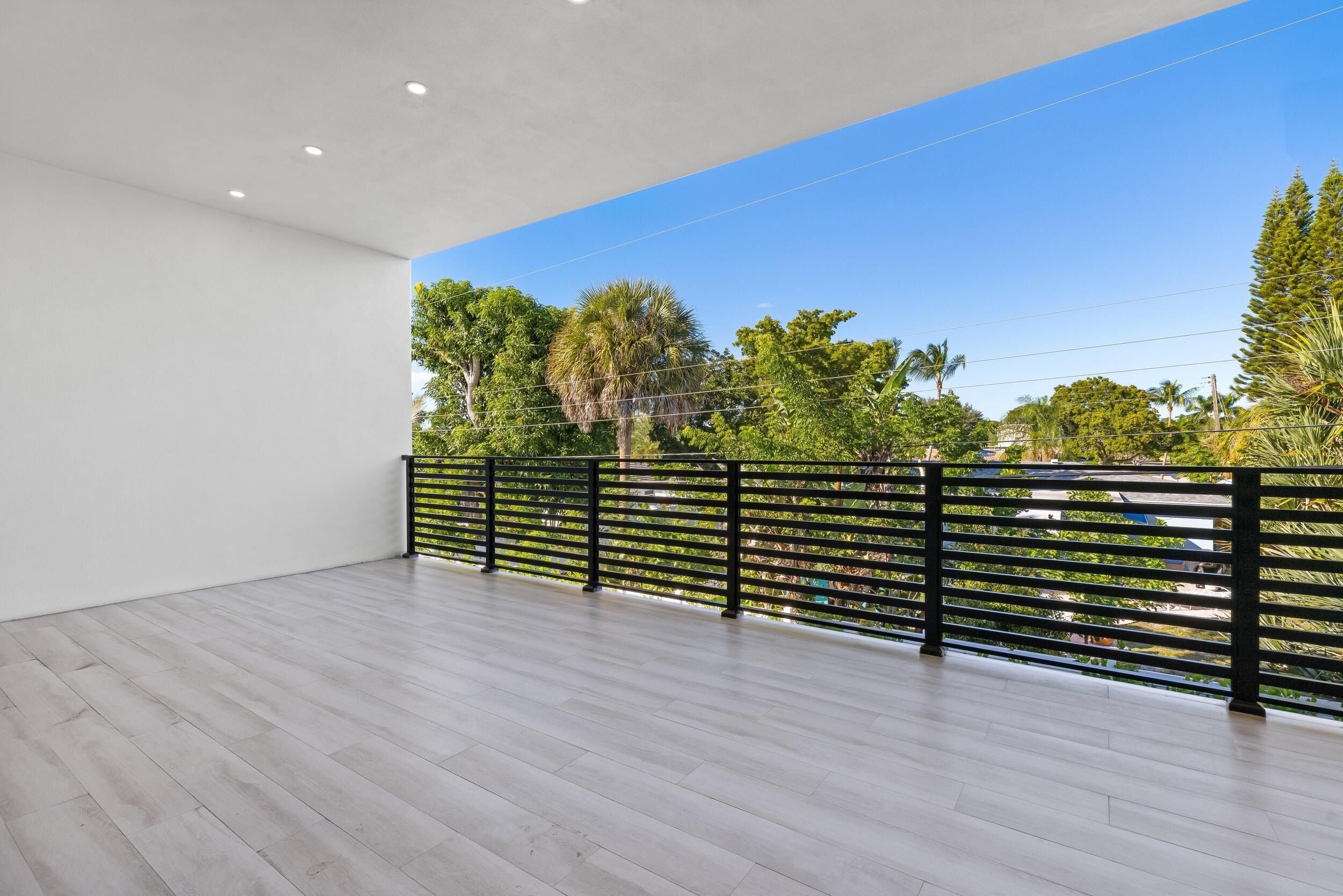 957 Sw 12Th Street. Boca Raton, FL 33486