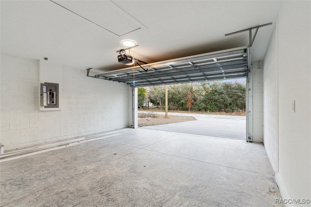 24780 Nw Hillsdale Avenue. Dunnellon, FL 34431