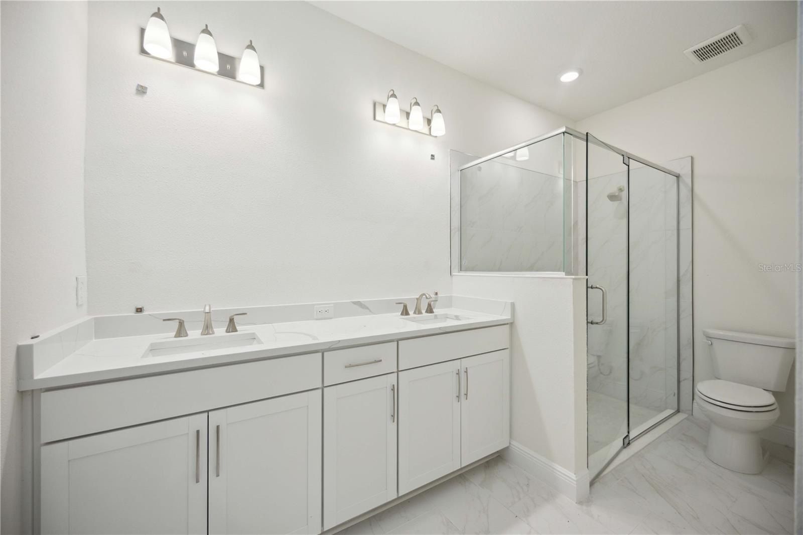 204 Eagleston Lane. Lakewood Ranch, FL 34240