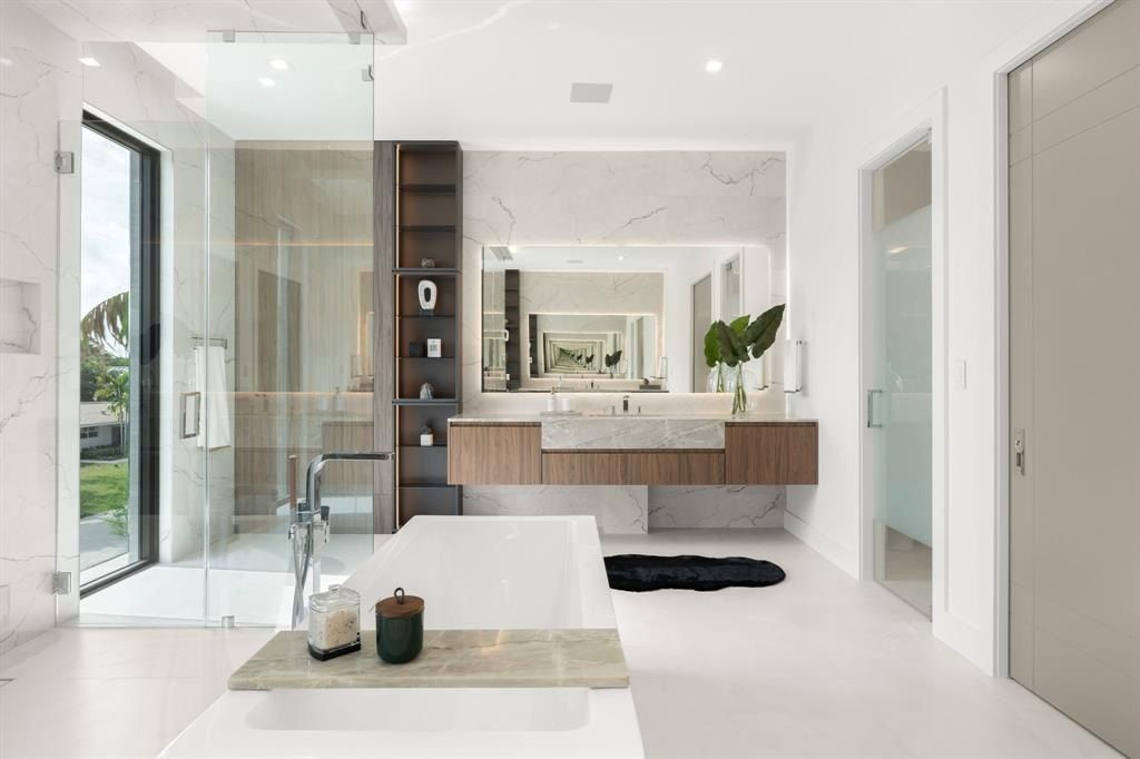 2717 Ne 29Th St. Fort Lauderdale, FL 33306